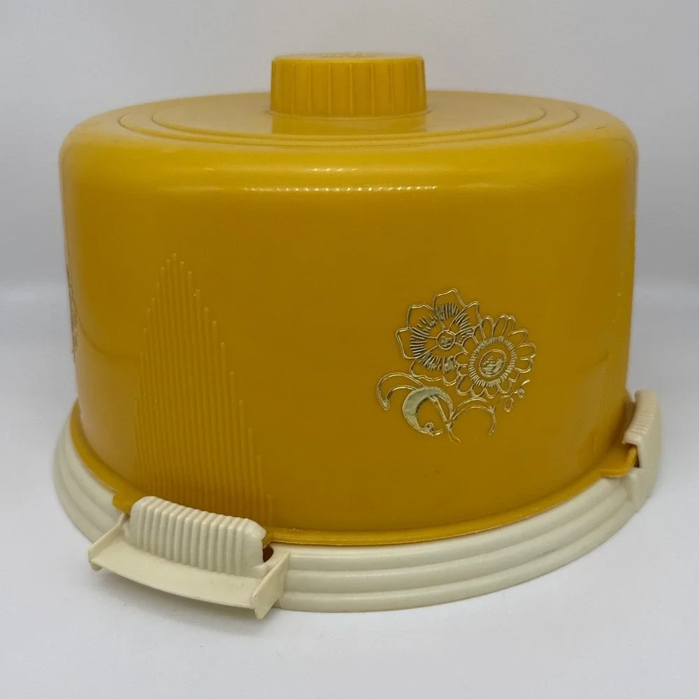 Vintage No 600 Lock-Lift Cake Carrier Yellow Floral MCM Plastic Harvest Gold USA